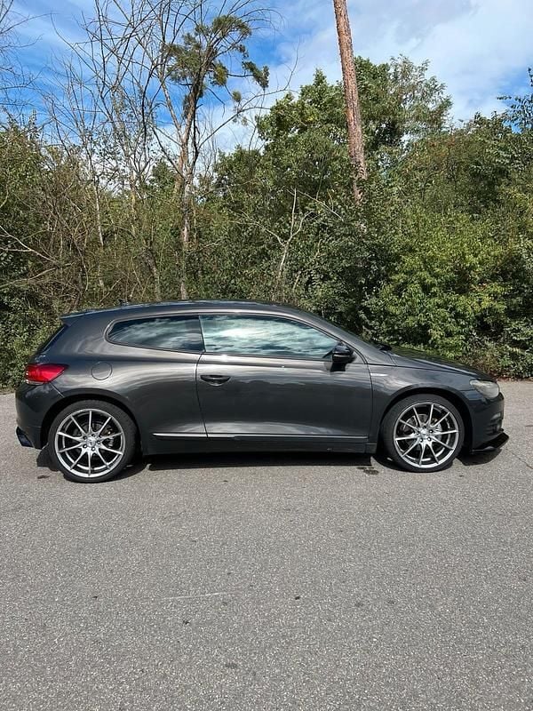 Gebraucht VW Scirocco 140 PS (102 kW) 2010 Grau Coupé