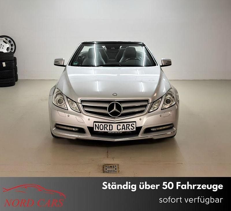 Second-hand Mercedes E250 204 CP (150 kW) 2012 Argintiu Cabrio