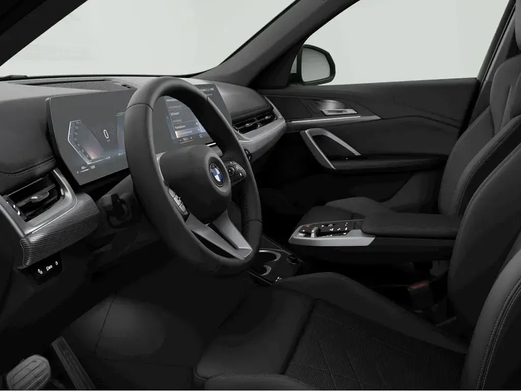 Gebraucht BMW X1 xLine 136 PS (100 kW) 2023 Schwarz / saphirschwarz (metallic) SUV