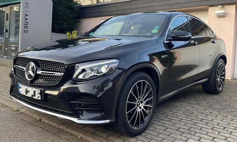 Schwarz Gebraucht 2018 Mercedes GLC220 AMG line Coupé | 29.999 € (Superpreis) - Bild 1/4