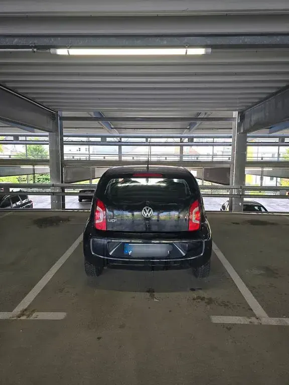 Usado VW up! take up! 60 CV (44 kW) 2013 Negro Utilitario
