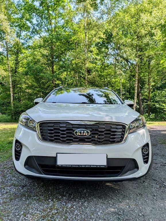 Weiß Gebraucht 2019 Kia Sorento Edition 7 SUV | 19.500 € (Superpreis) - Bild 1/4