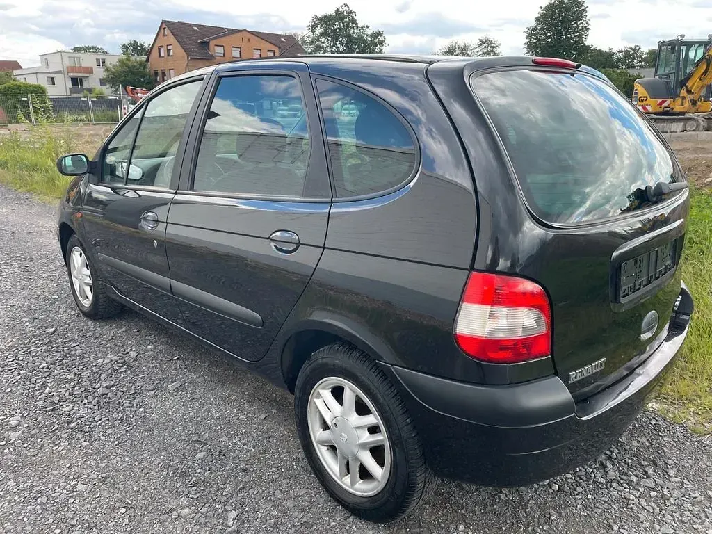 Gebraucht Renault Scénic Authentique 102 PS (75 kW) 2003 Schwarz Van / Kleinbus