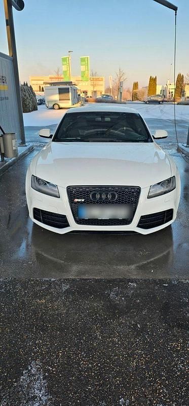 Gebraucht Audi RS5 Ambiente 450 PS (330 kW) 2011 Weiß Coupé