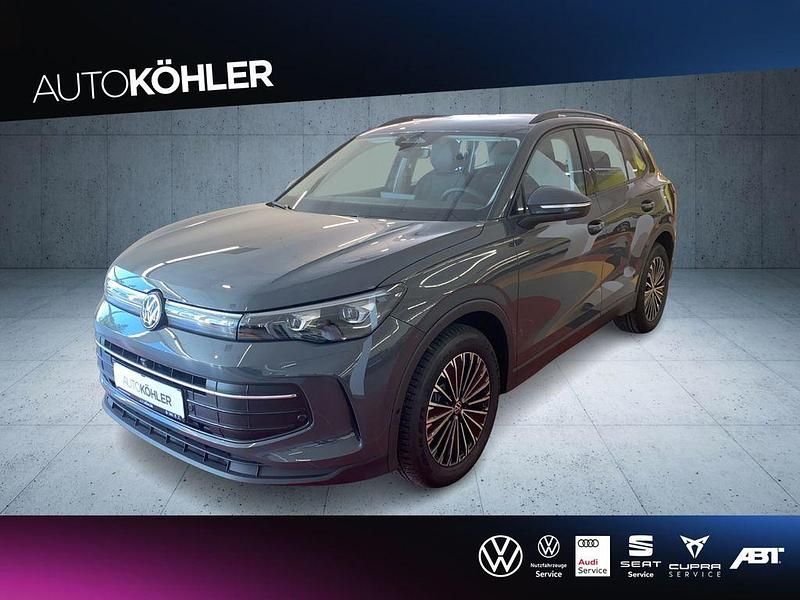 Grau Neu 2025 VW Tiguan Life SUV | 53.664 € - Bild 1/4