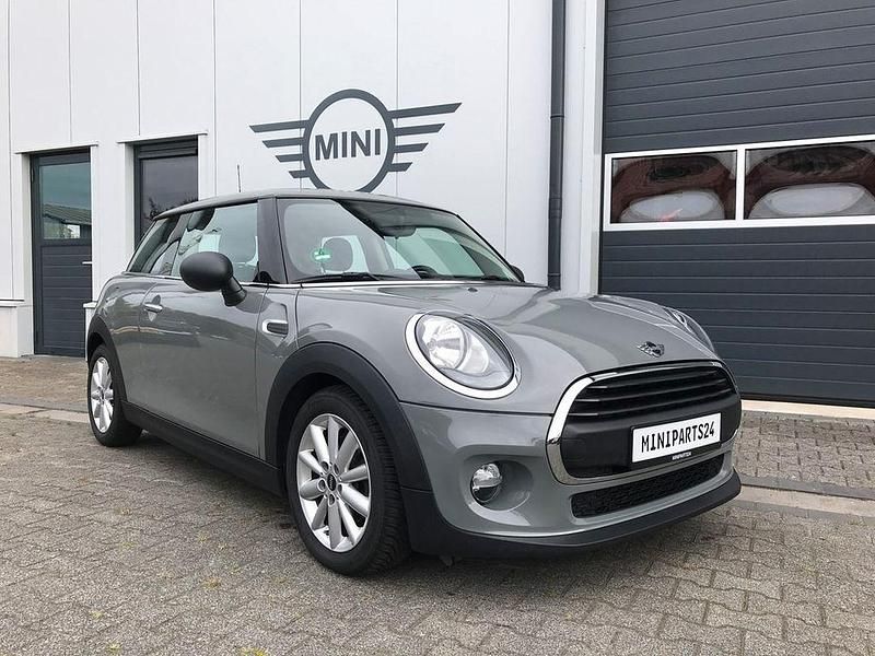 Grau Gebraucht 2017 Mini ONE Kleinwagen | 12.900 € (Fairer Preis) - Bild 1/4