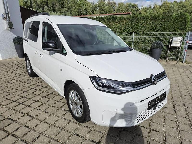 Gebraucht VW Caddy Life 114 PS (83 kW) 2022 Candyweiss Van / Kleinbus
