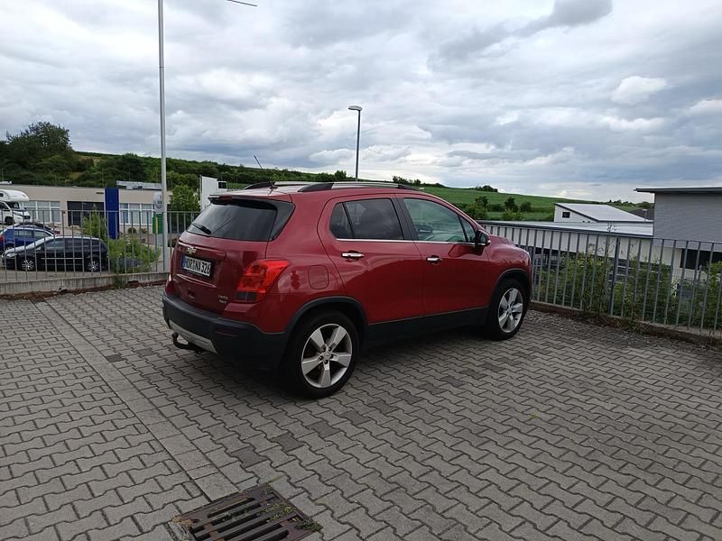 Gebraucht Chevrolet Trax 140 PS (102 kW) 2013 Rot SUV