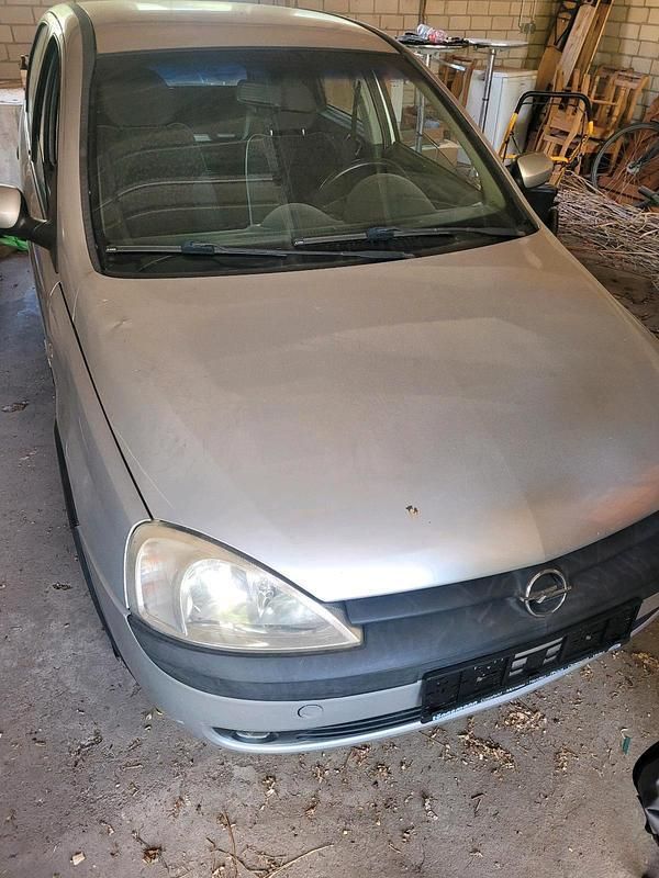 Andere außenfarben Gebraucht 2002 Opel Corsa Kleinwagen | 280 € (Superpreis) - Bild 1/4