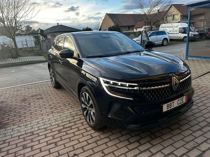 Second-hand Renault Austral Evolution 140 CP (102 kW) 2024 Negru SUV
