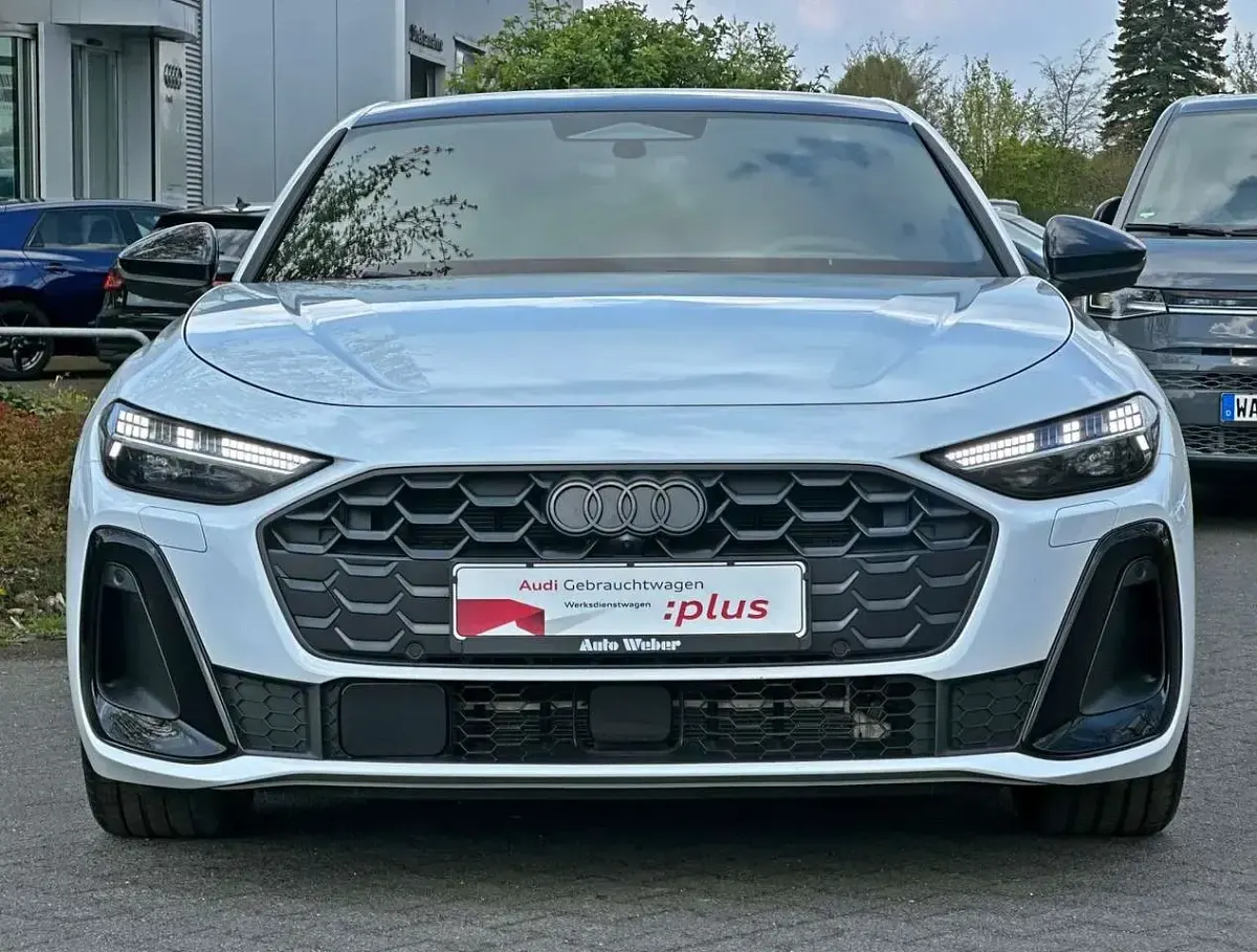 Gebraucht Audi A5 Ambiente 299 PS (219 kW) 2025 Weiß Limousine