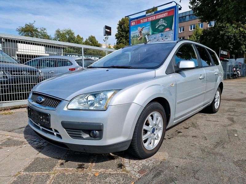 Silber Gebraucht 2005 Ford Focus Titanium Kombi | 2.850 € (Fairer Preis) - Bild 1/4
