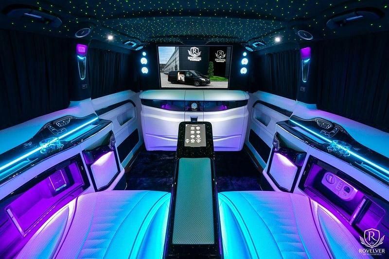 Gebraucht Mercedes V300 AMG 239 PS (175 kW) 2022 Obsidianschwarz Van / Kleinbus