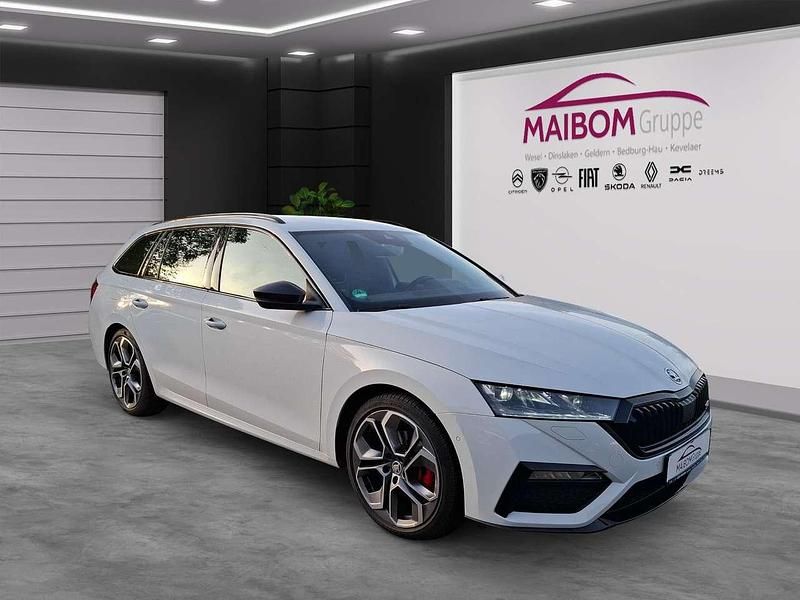 Gebraucht Skoda Octavia RS 200 PS (147 kW) 2022 Moonweiss metallic Kombi