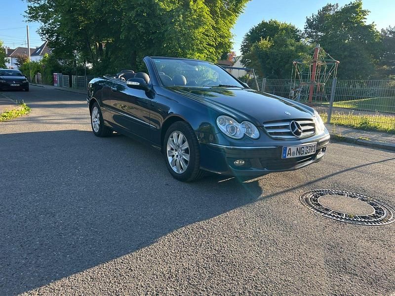 Grau Gebraucht 2007 Mercedes CLK200 Elegance Cabrio | 6.450 € (Guter Preis) - Bild 1/4