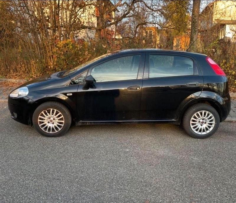 Schwarz Gebraucht 2008 Fiat Grande Punto Dynamic Kleinwagen | 1.000 € (Guter Preis) - Bild 1/4