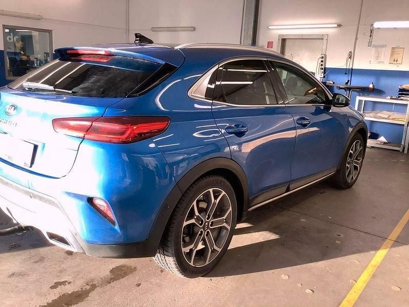 Blau Gebraucht 2020 Kia XCeed Platinum SUV | 16.255 € (Superpreis) - Bild 1/4