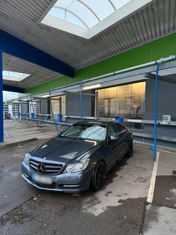 Second-hand Mercedes E200 184 CP (135 kW) 2012 Coupe