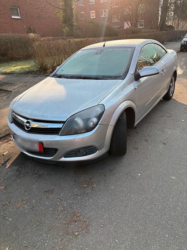 Gebraucht Opel Astra Cabriolet 150 PS (110 kW) 2007 Silber Cabrio