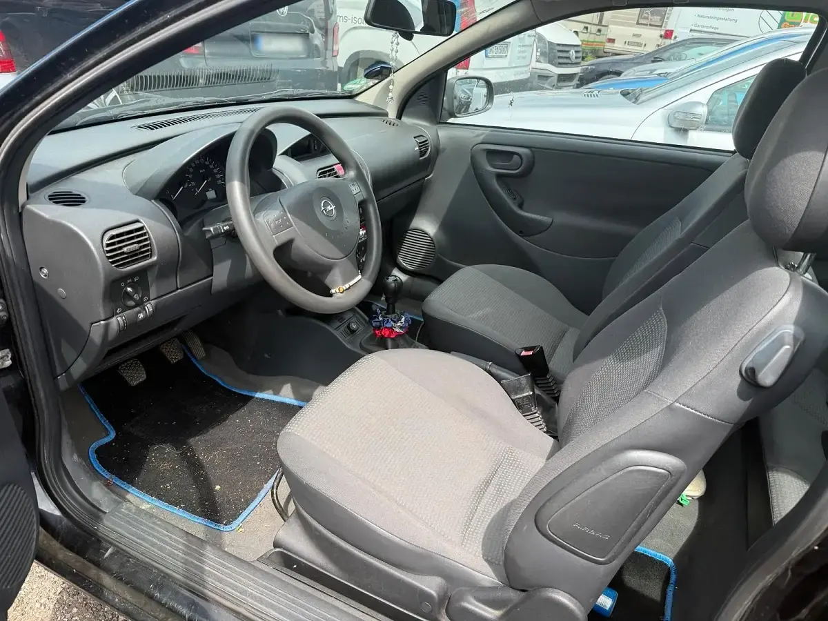 Gebraucht Opel Corsa 60 PS (44 kW) 2004 Schwarz Kleinwagen