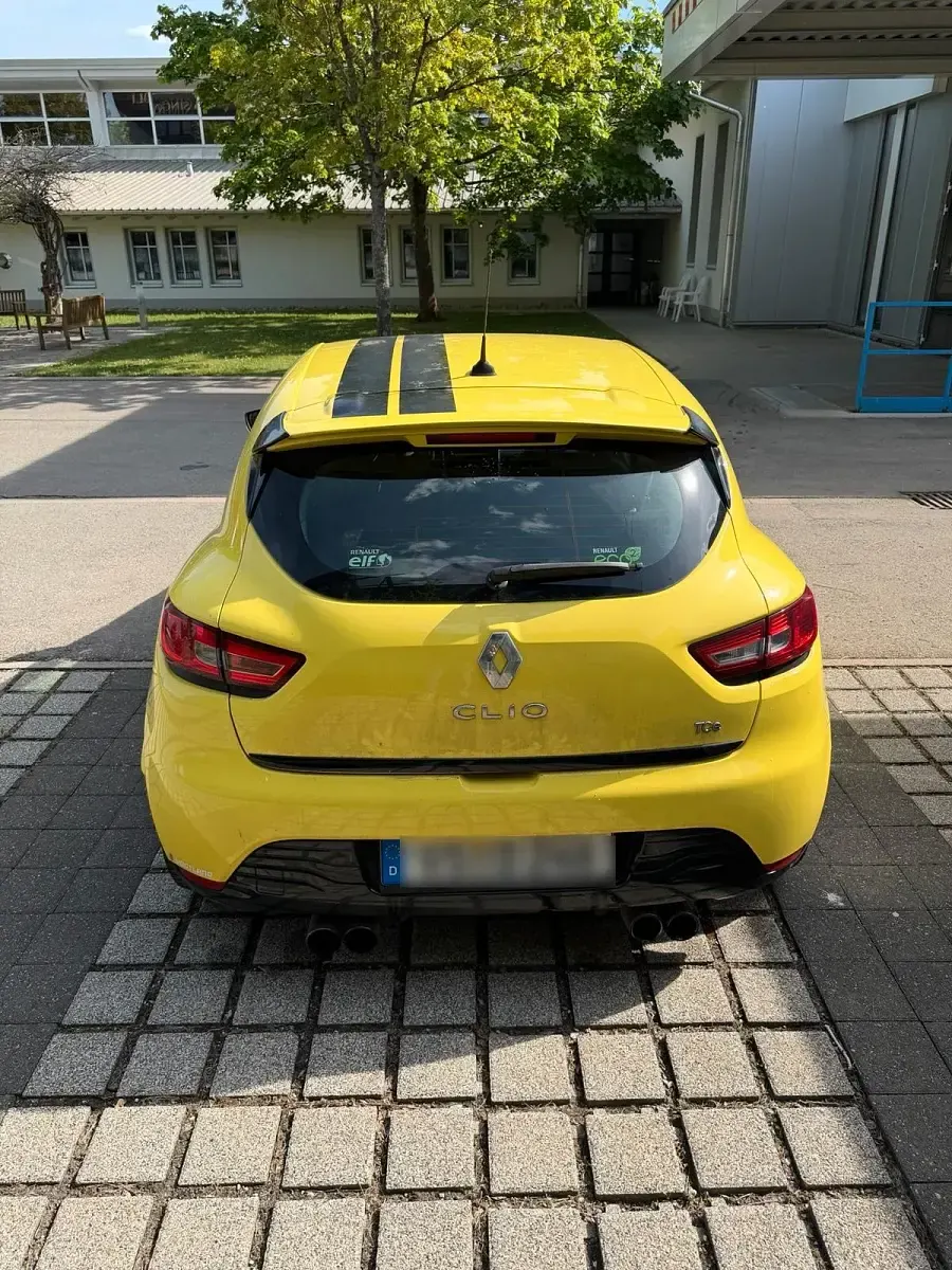 Gebraucht Renault Clio IV 90 PS (66 kW) 2013 Gelb Kleinwagen