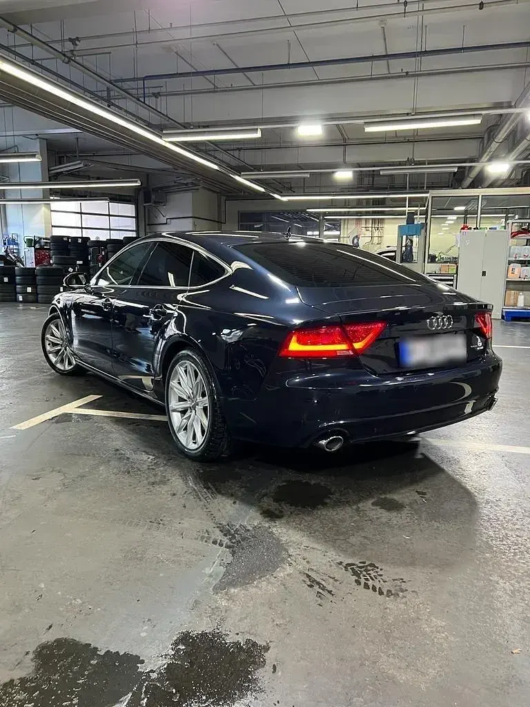 Gebraucht Audi A7 Comfort 245 PS (180 kW) 2014 Blau Kleinwagen
