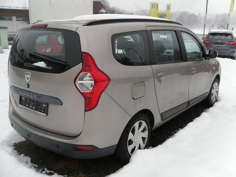 Gebraucht Dacia Lodgy Lauréate 90 PS (66 kW) 2012 Beige Van / Kleinbus