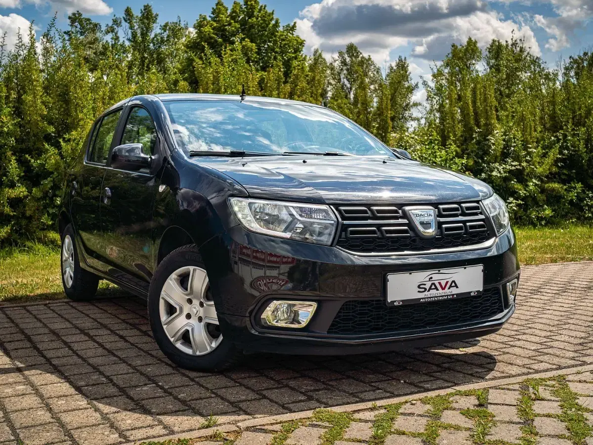 Gebraucht Dacia Sandero Lauréate 90 PS (66 kW) 2017 Schwarz Limousine