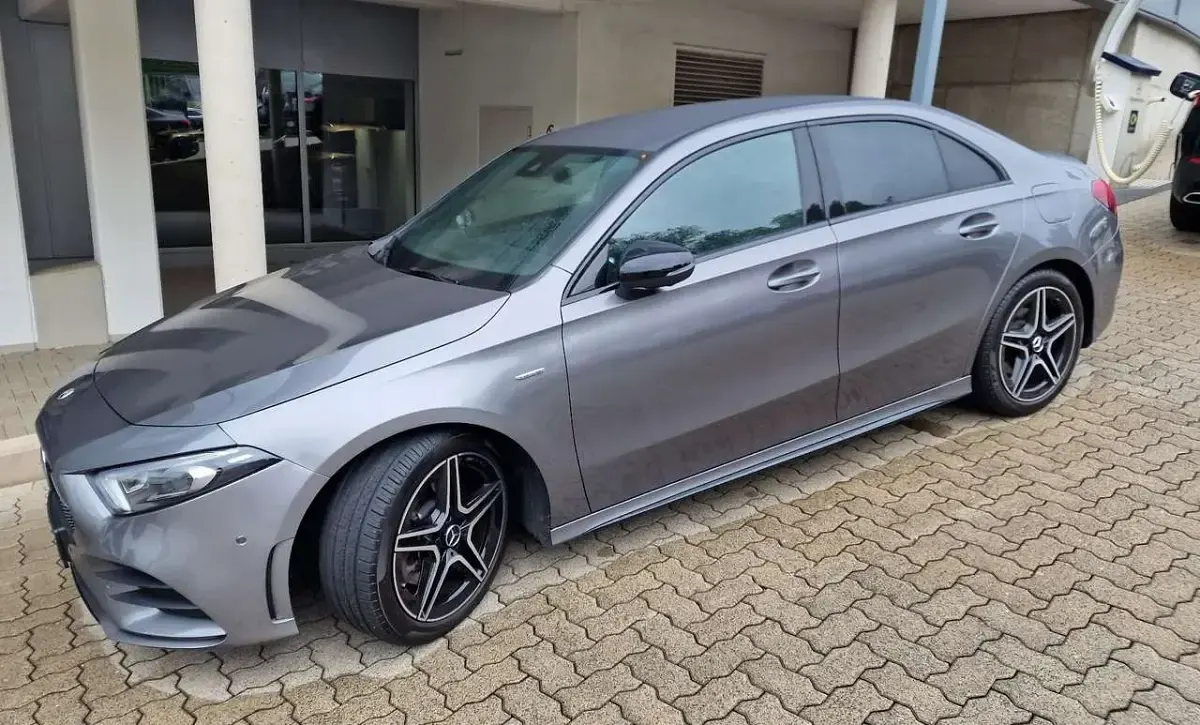 Gebraucht Mercedes A250 AMG Edition 1 224 PS (164 kW) 2022 Limousine