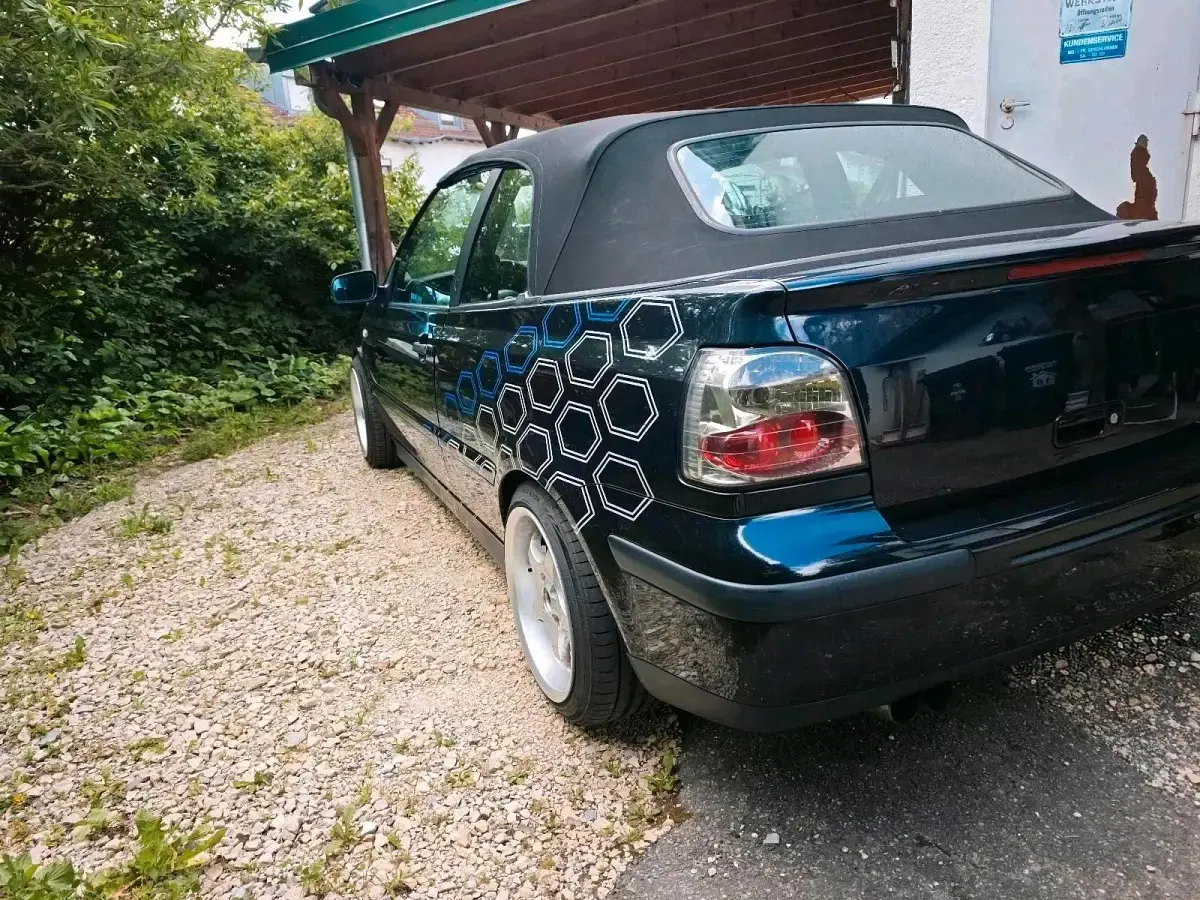 Gebraucht VW Golf 101 PS (74 kW) 1999 Blau Cabrio