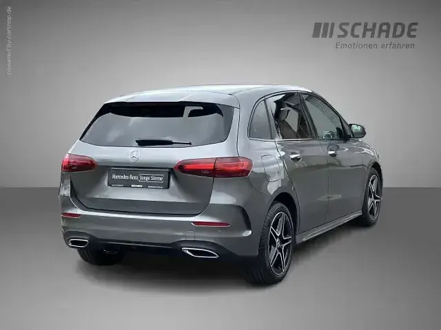 Gebraucht Mercedes B250e AMG line 218 PS (160 kW) 2024 Grau Kleinwagen