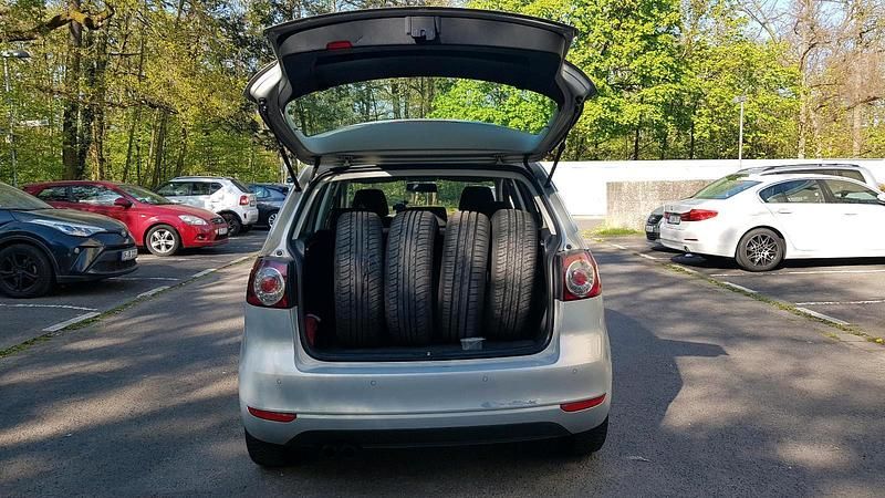 Gebraucht VW Golf VI 116 PS (85 kW) 2009 Silber Kleinwagen