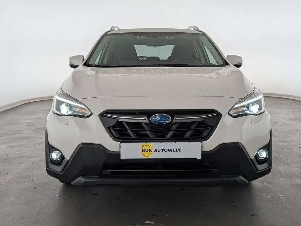 Gebraucht Subaru XV Exclusive+ 114 PS (83 kW) 2024 Crystal white SUV