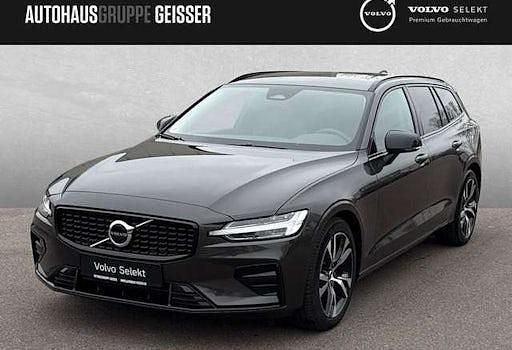Gebraucht Volvo V60 Plus 197 PS (144 kW) 2024 Platinum grau Kombi