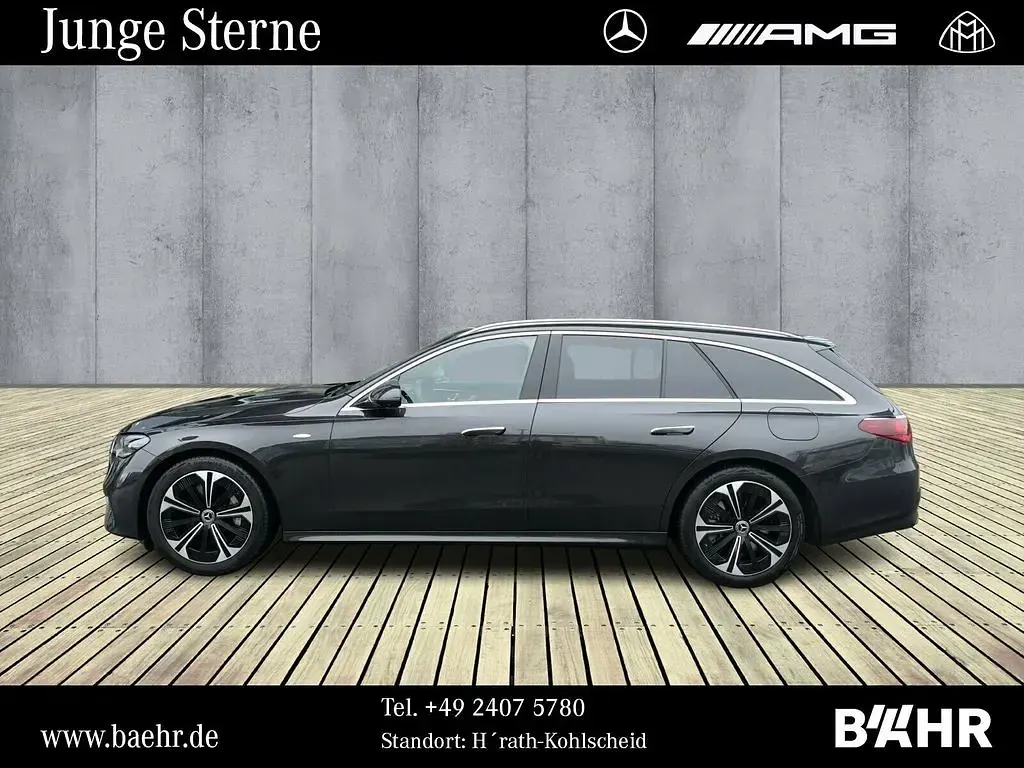 Gebraucht Mercedes E300 Avantgarde 204 PS (150 kW) 2025 Lack graphitgrau (metallic) Kombi