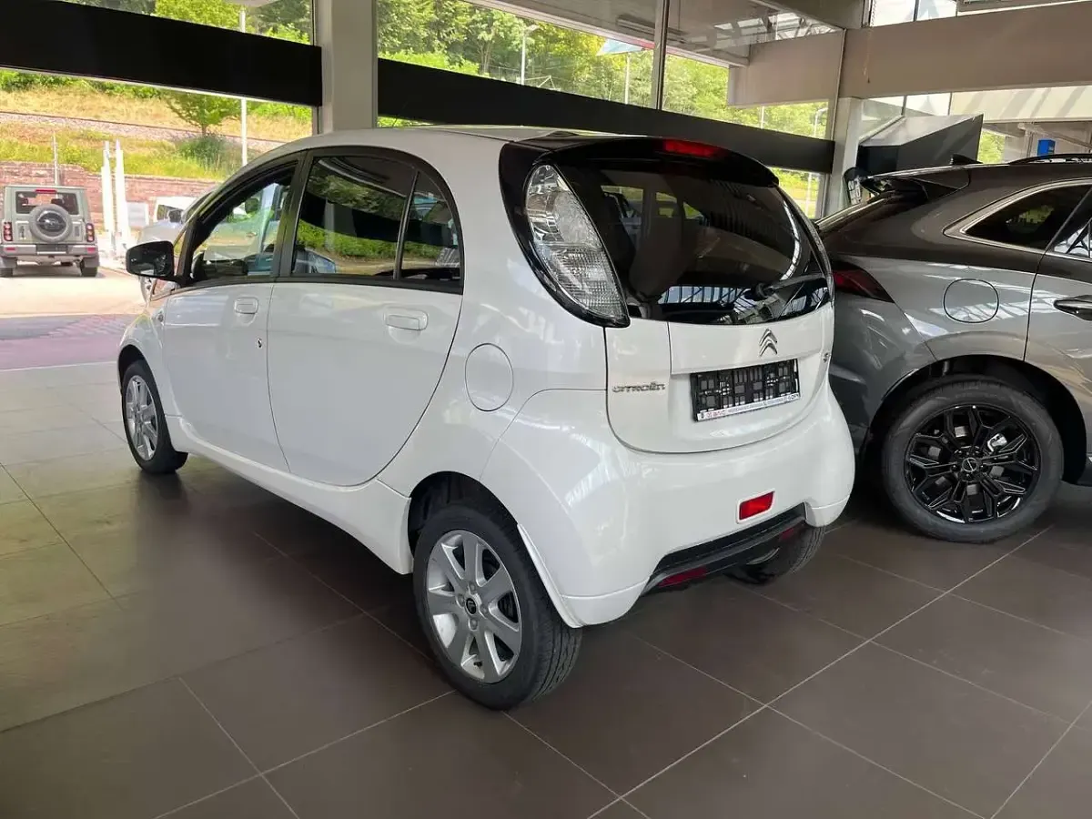 Gebraucht Citroën C-zero Tendance 50 kW (68 PS) 2012 White pearl Kleinwagen