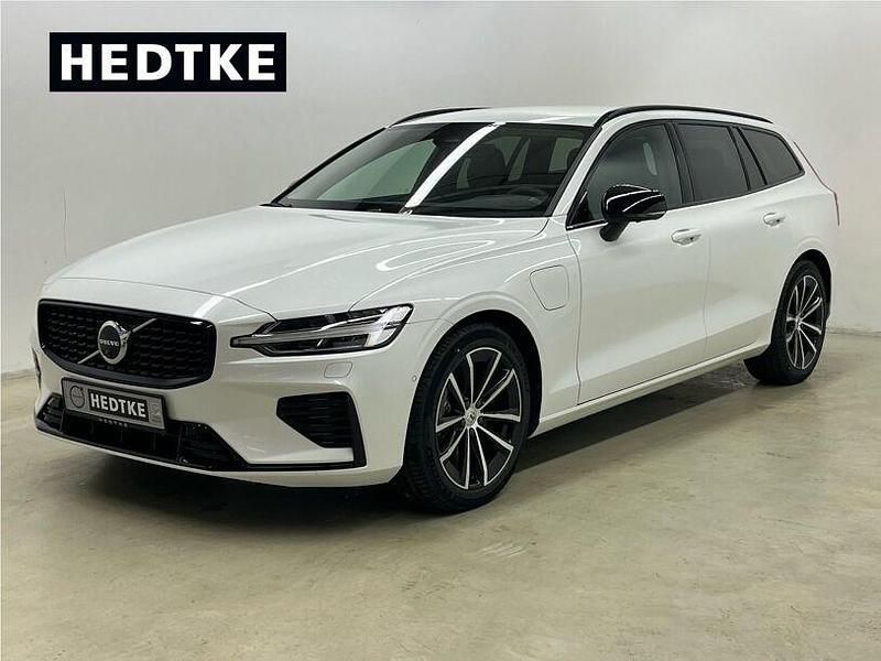 Weiß Gebraucht 2024 Volvo V60 Plus Kombi | 48.590 € (Teuer) - Bild 1/4