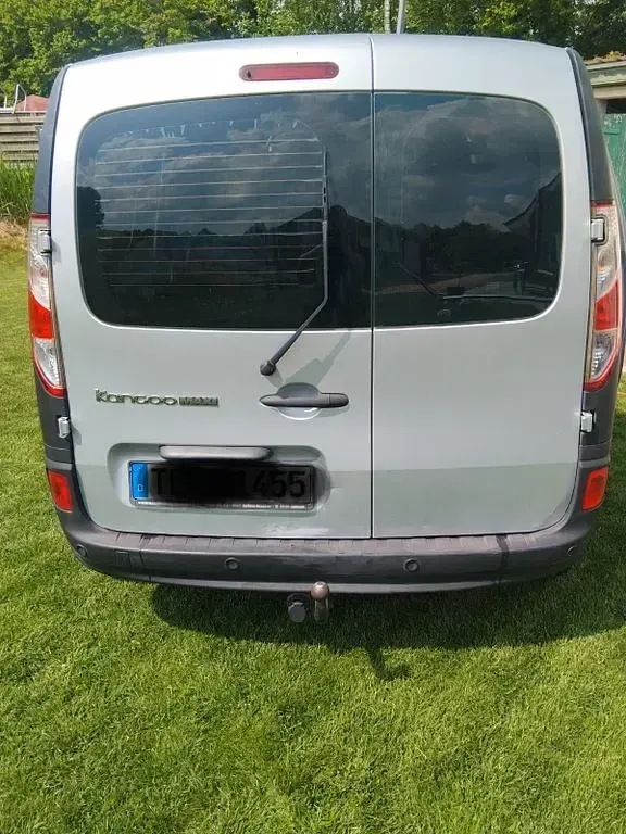 Używany Renault Kangoo 110 KM (80 kW) 2014 Srebrny Minivan