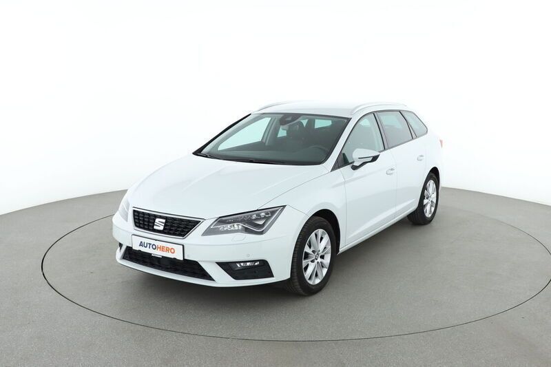 Weiß Gebraucht 2019 Seat Leon Style Kombi | 13.940 € - Bild 1/4
