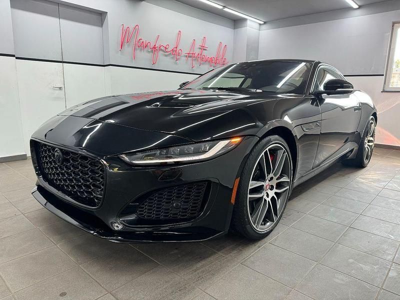 Schwarz Gebraucht 2022 Jaguar F-Type Coupé | 54.880 € - Bild 1/4