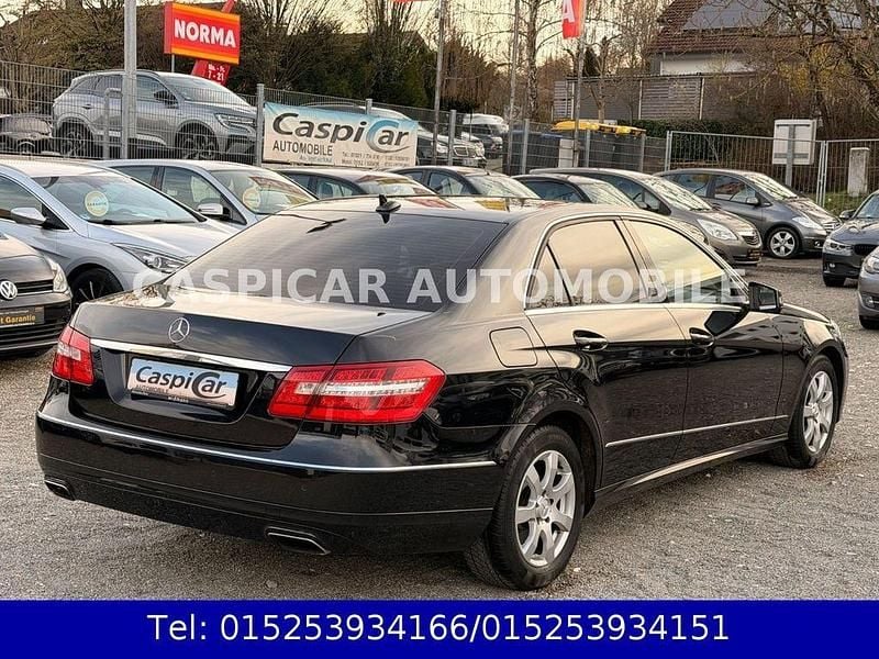 Gebraucht Mercedes E200 Avantgarde 184 PS (135 kW) 2013 Obsidianschwarz Limousine