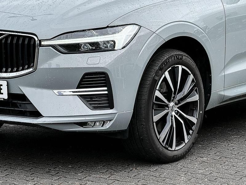 Gebraucht Volvo XC60 Core 197 PS (144 kW) 2024 Grau SUV