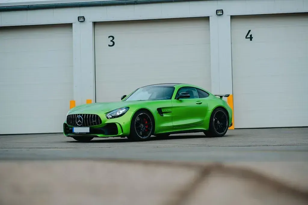 Gebraucht Mercedes AMG GT R AMG 585 PS (430 kW) 2018 Grün Coupé