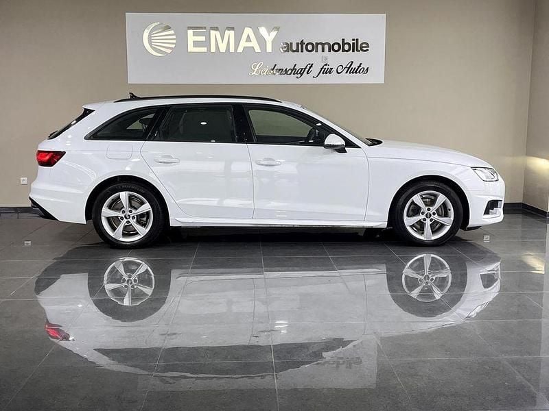 Gebraucht Audi A4 Sport 163 PS (119 kW) 2022 Ibisweiß Kombi