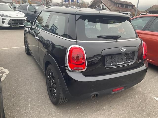 Midnight schwarz metallic midnight schwarz metallic Gebraucht 2020 Mini One Clubman Kombi | 15.991 € (Fairer Preis) - Bild 1/1