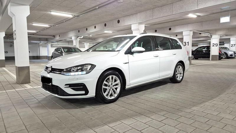 Weiß Gebraucht 2019 VW Golf VII R-line Kombi | 14.990 € (Superpreis) - Bild 1/4