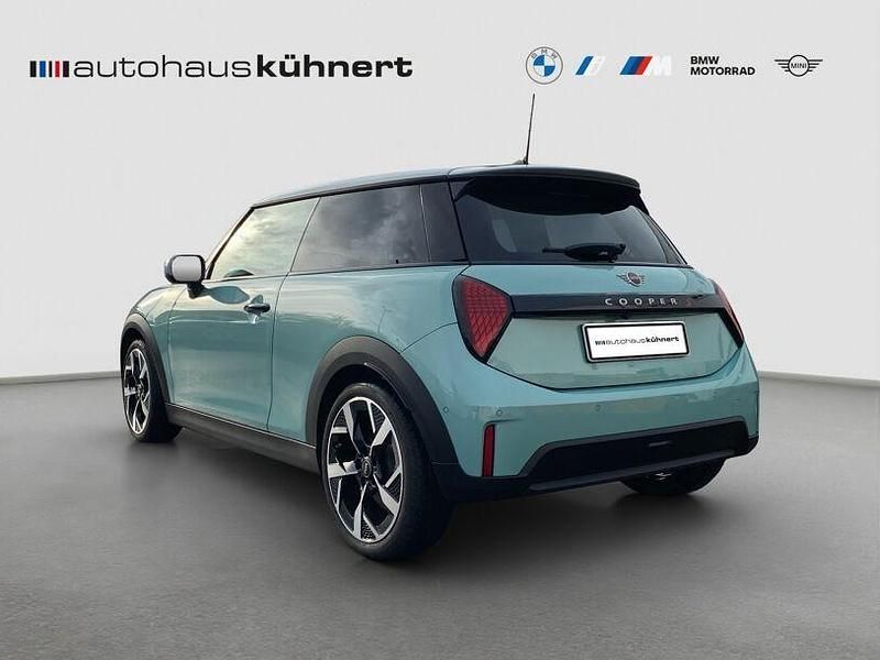 Gebraucht Mini Cooper 156 PS (114 kW) 2024 Grün Kleinwagen