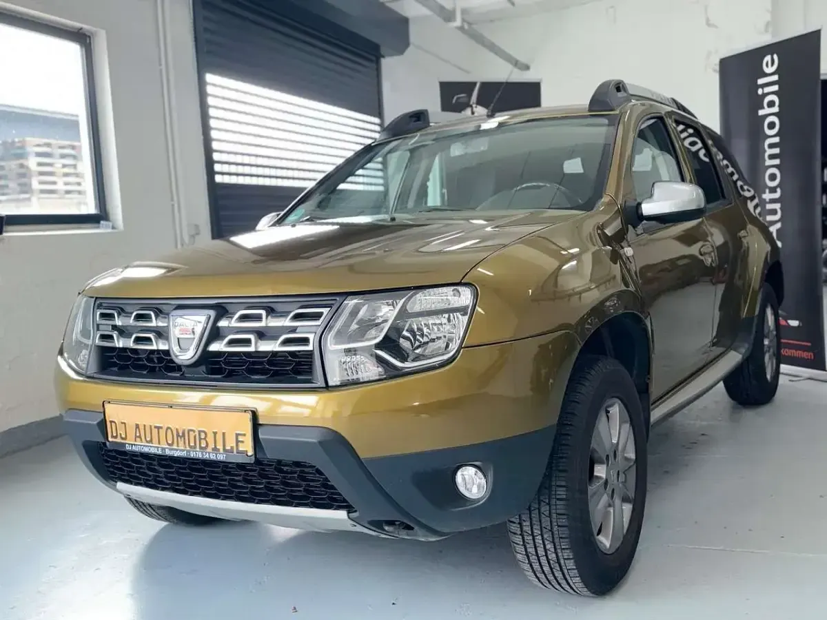 Second-hand Dacia Duster 125 CP (91 kW) 2017 Auriu SUV