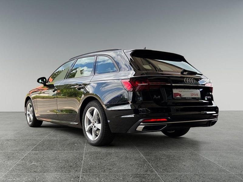Gebraucht Audi A4 Advanced 204 PS (150 kW) 2024 Schwarz Kombi