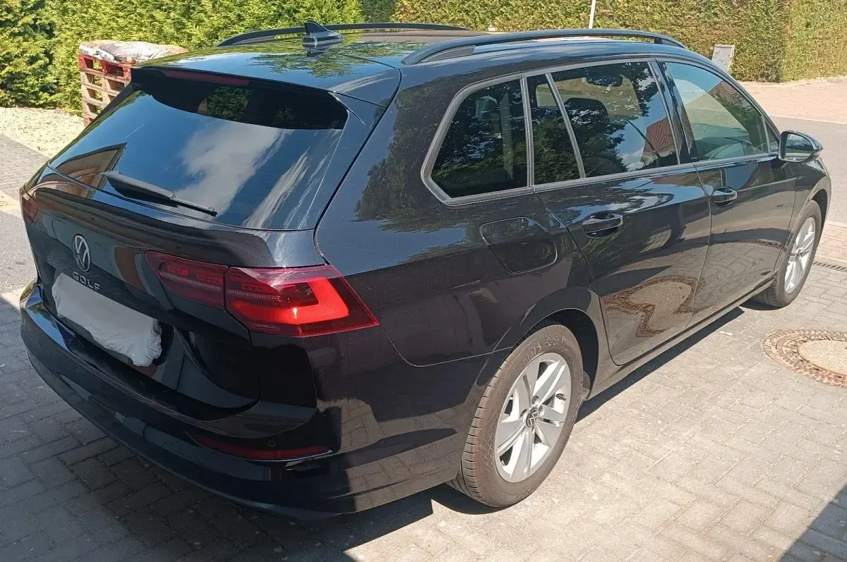 Gebraucht VW Golf VII 116 PS (85 kW) 2020 Schwarz Kombi